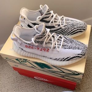 Yeezy 350 Zebra